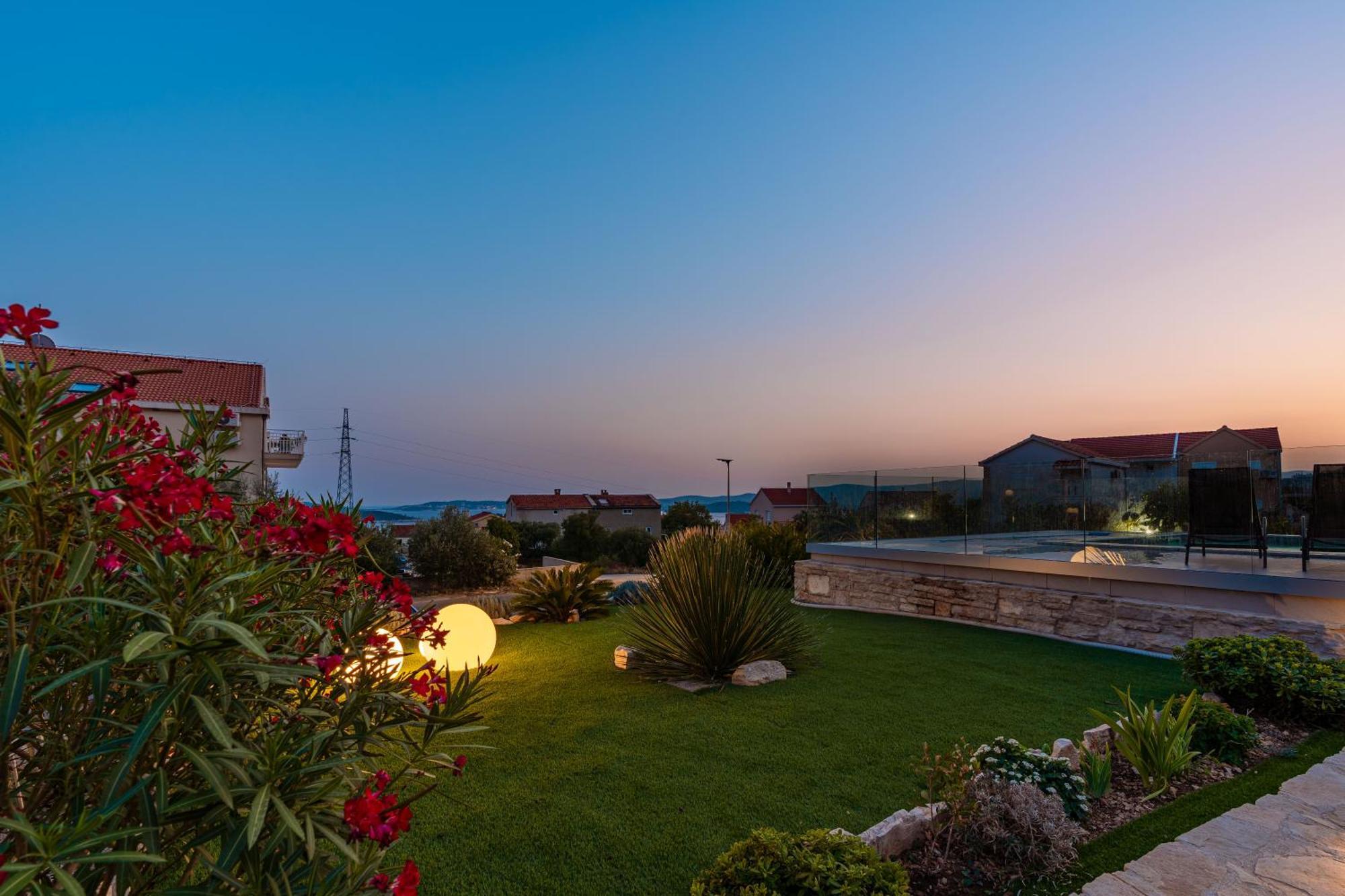 Villa Mirage With Private Heated Pool Orebic