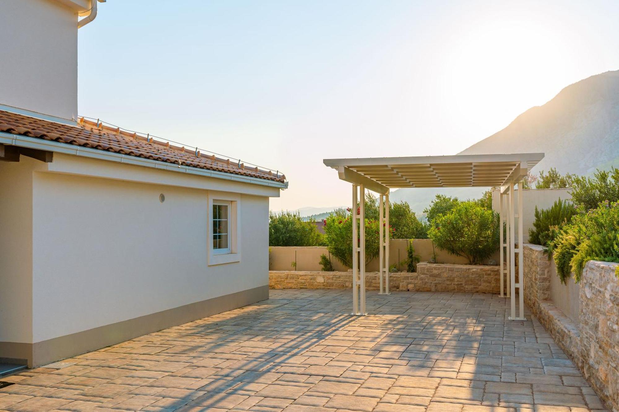 Villa Mirage With Private Heated Pool