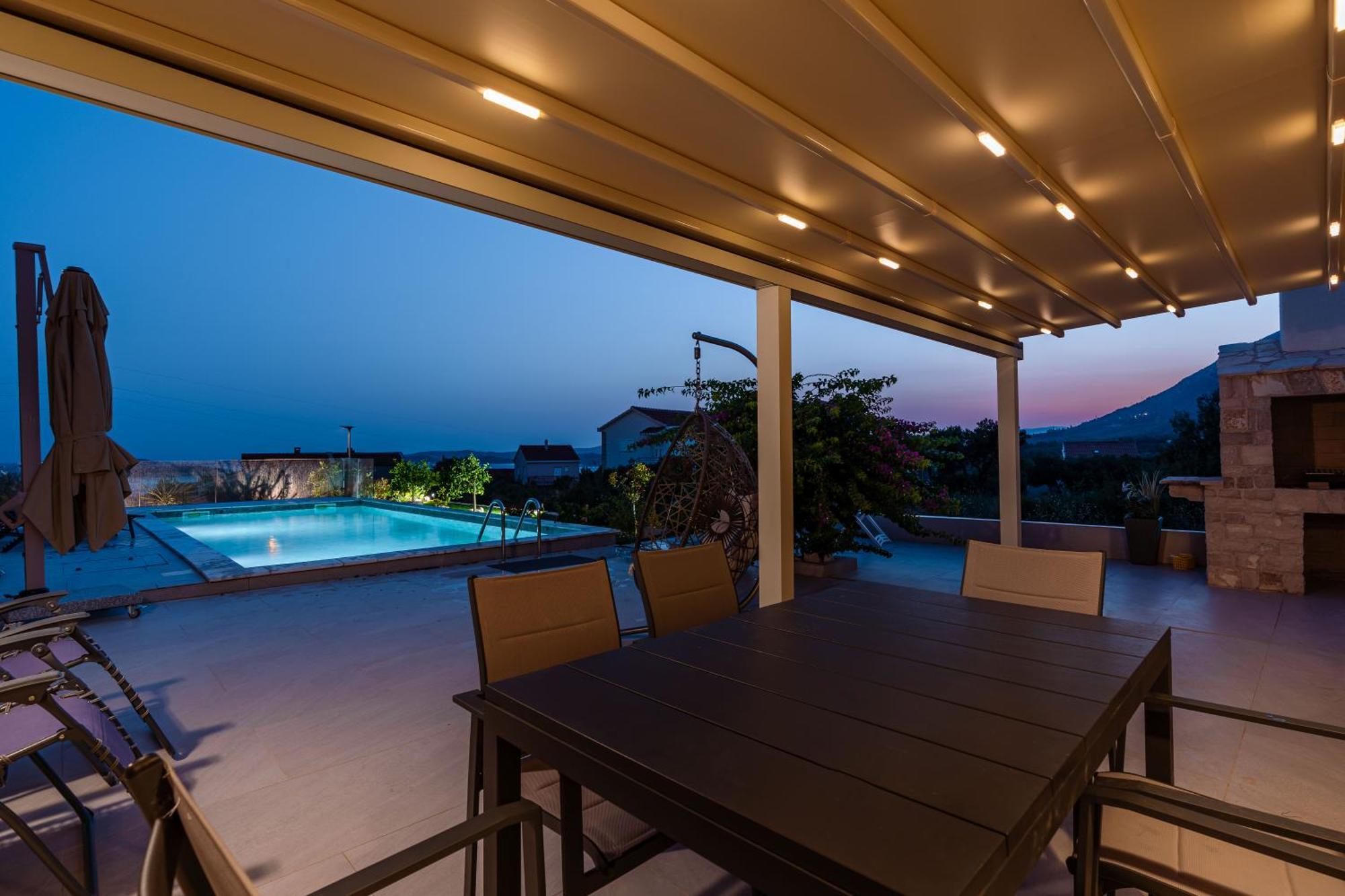 Mirage With Private Heated Pool *